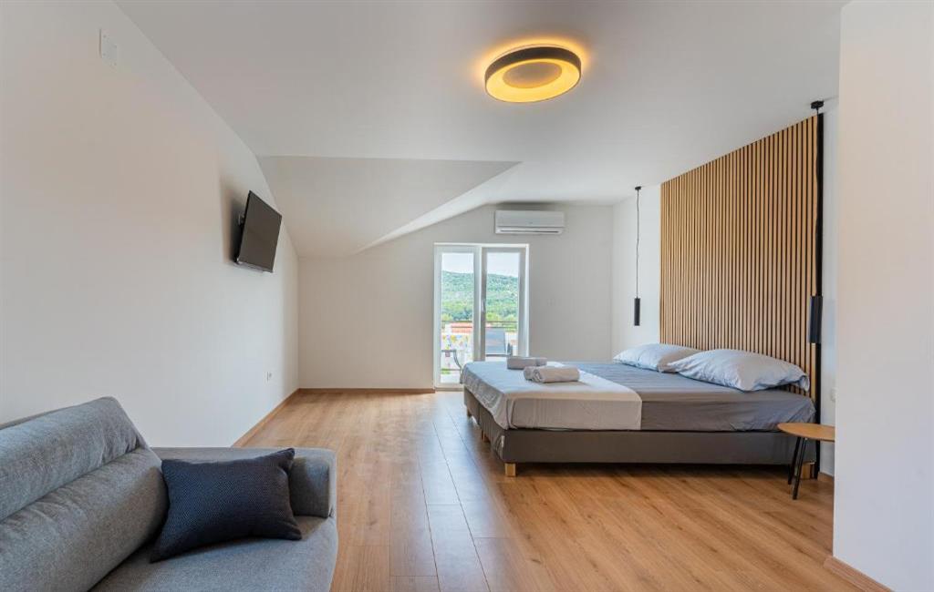 Camera Klemenc deluxe